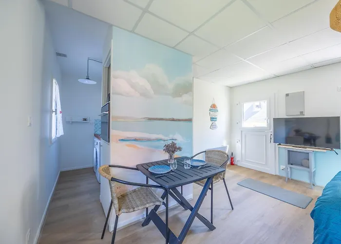 Maree Haute Et Maree Basse - 1 Et 1 Proche De La *